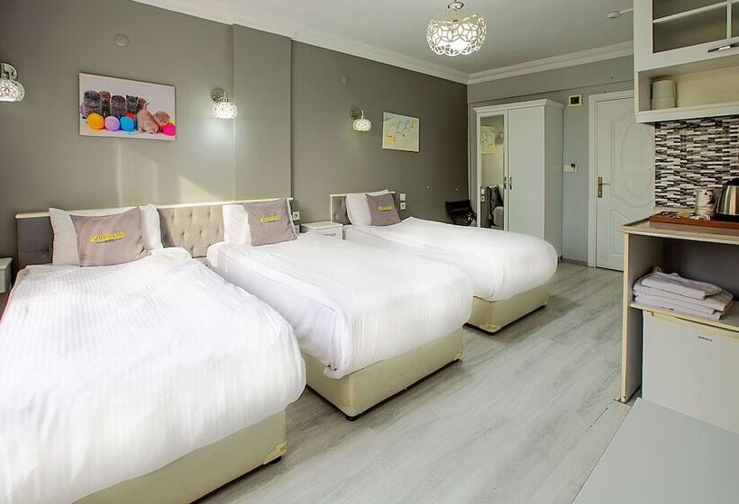 اتاق استاندارد سه نفره, Unique Suite