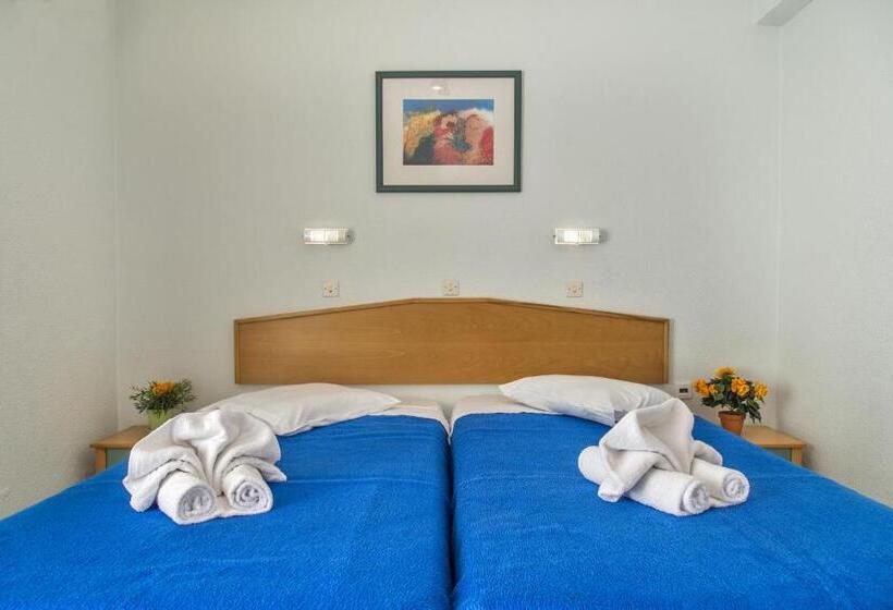 استودیوی استاندارد, Erato Studios & Apartments