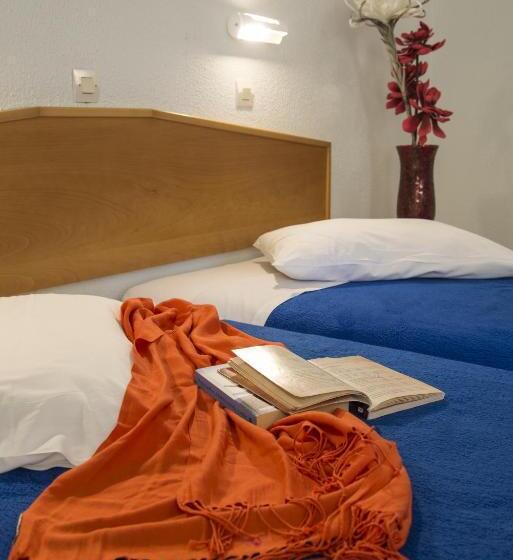 استودیوی استاندارد, Erato Studios & Apartments