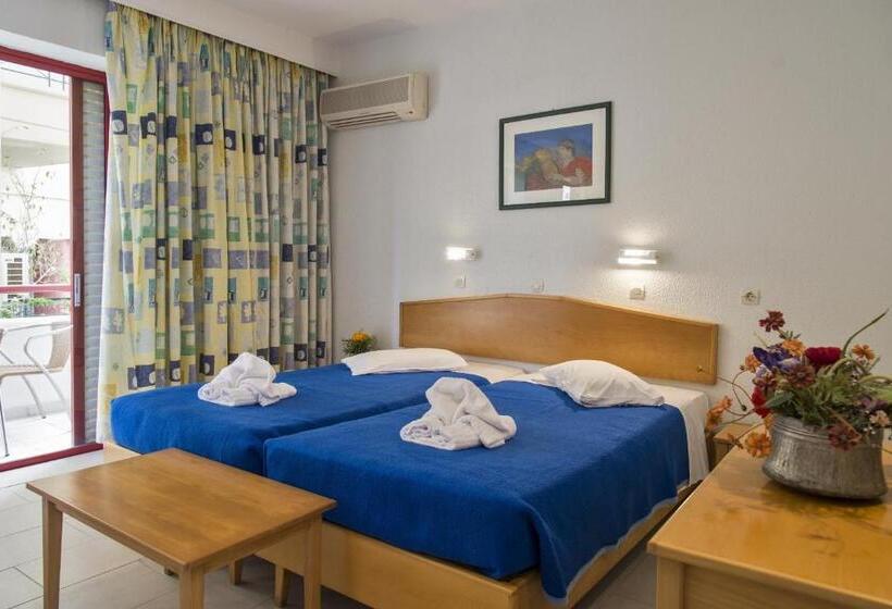 استودیوی استاندارد, Erato Studios & Apartments