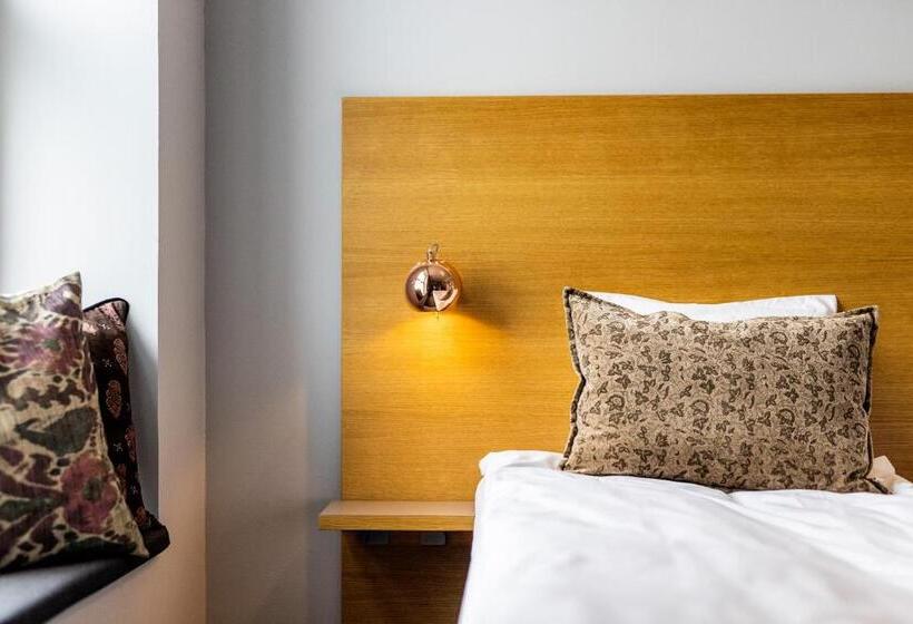 חדר סטנדרט, Aalborg Airport