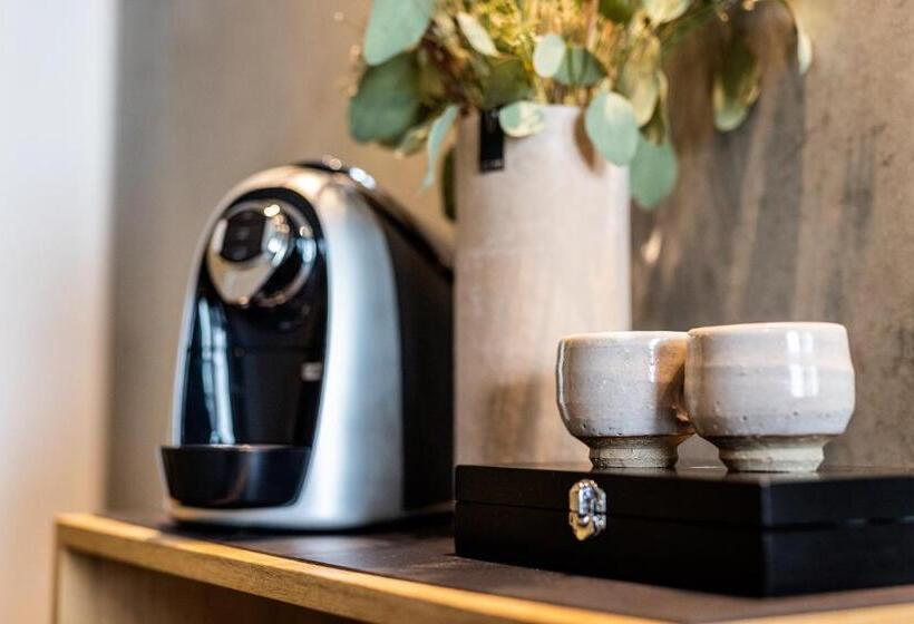 חיבור הדירה עם חדר שינה אחד, Aalborg Airport