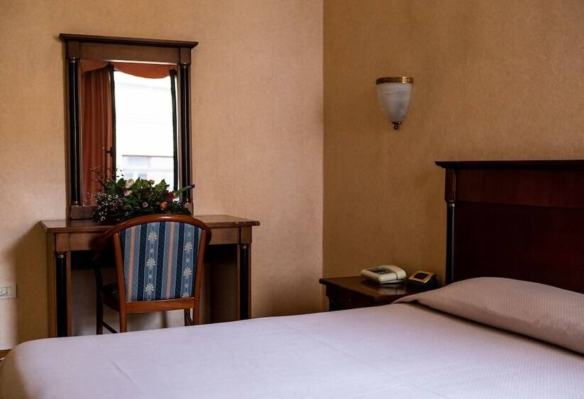 חדר סטנדרט, Astor