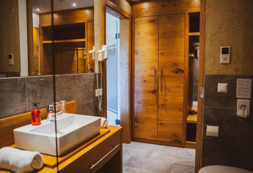 Номер Стандарт, Tilia Living