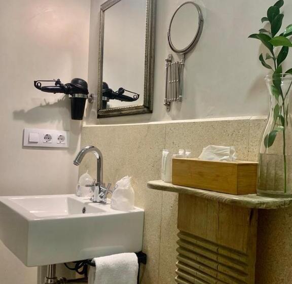 Habitación Estándar Planta Baja, Boutique Casa De Colon