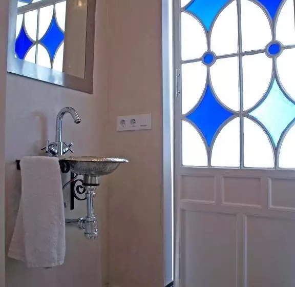 Ullakkohuone, Boutique Casa De Colon
