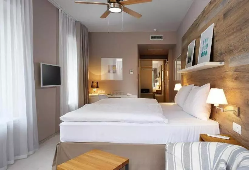 ゴルフビュースーペリアールーム, Cihelny Golf & Wellness Resort