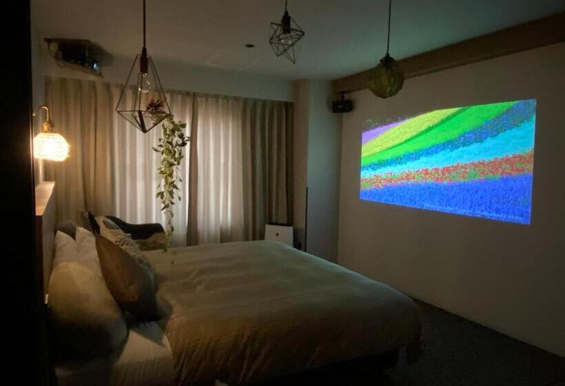 غرفة قياسية, Edel Warme