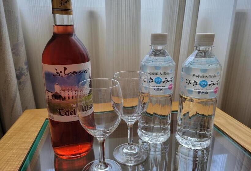 غرفة قياسية, Edel Warme