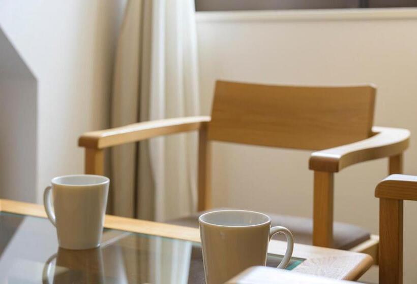 غرفة إقتصادية, Edel Warme