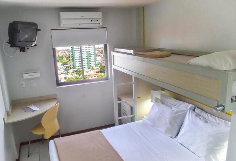 标准三人间, Expresso R1