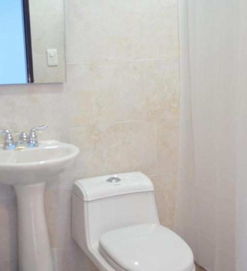 اتاق لوکس خانوادگی, Galeria La Trinidad