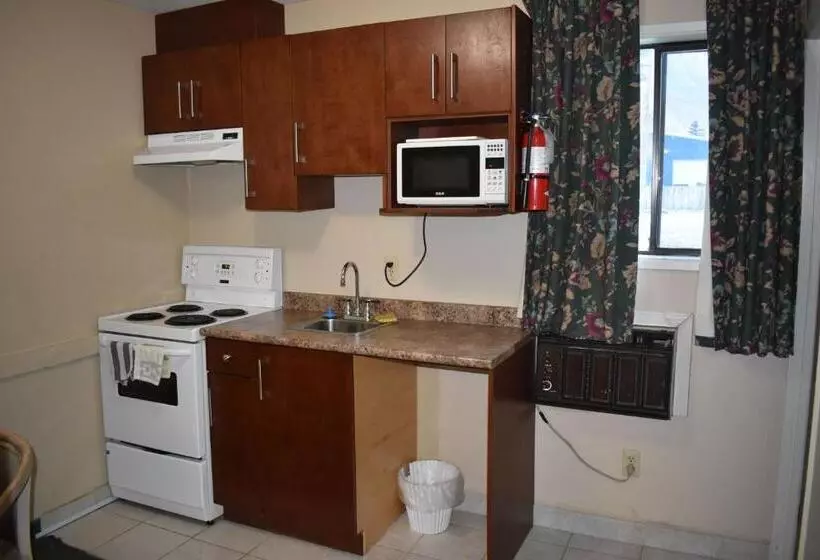 デラックスルーム, Hope Inn And Suites