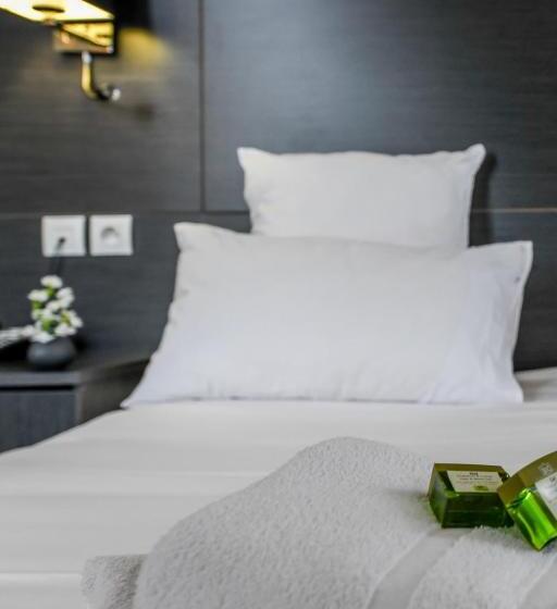 Номер Стандарт, Logis Hôtel & Restaurant La Villa Bleue
