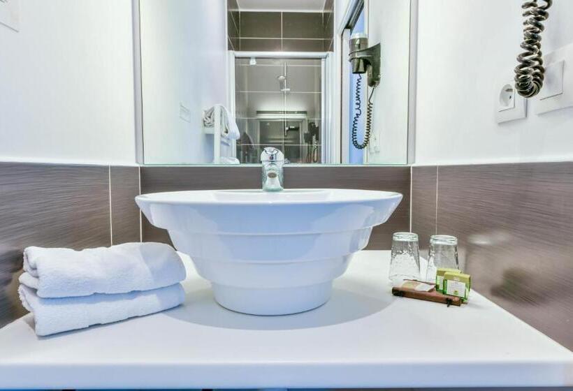 חדר סטנדרט פנימי, Logis Hôtel & Restaurant La Villa Bleue