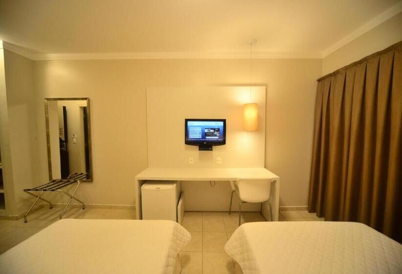 豪华单人间, Indaia Park