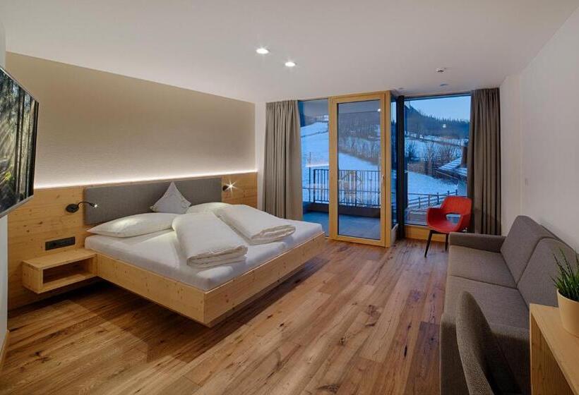 חדר סטנדרט עם מרפסת, Mair