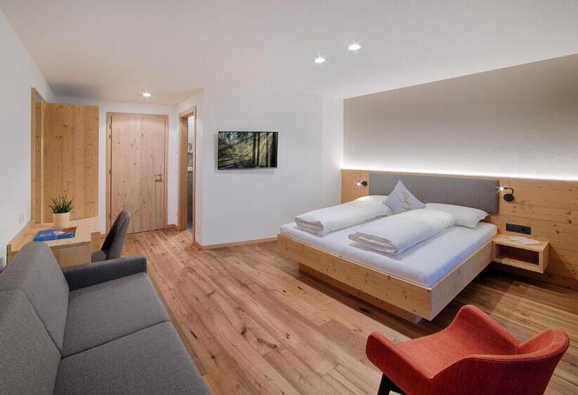 חדר סטנדרט עם מרפסת, Mair