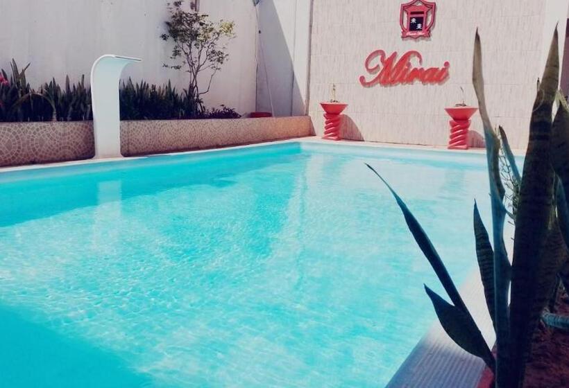 דירת חדר, Mirai Palace