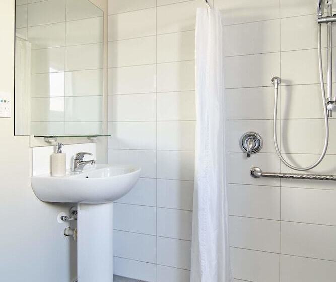 标准间, Orari Boutique