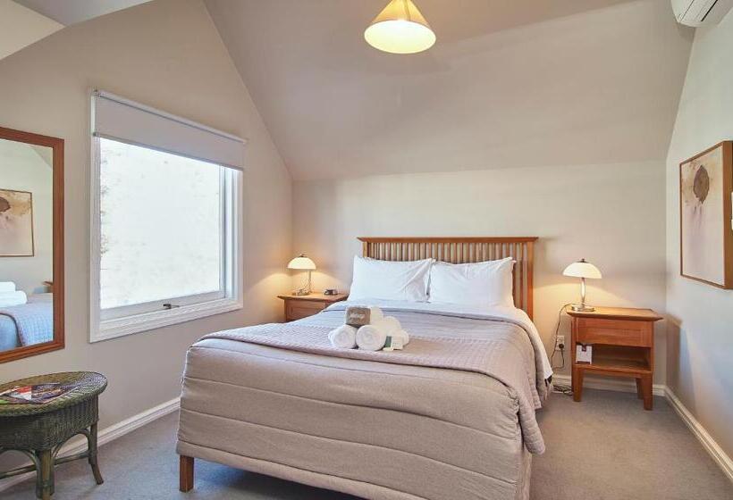 带特大床的标准间, Orari Boutique