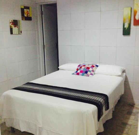 이코노미 룸, Pousada Praia Boa Viagem