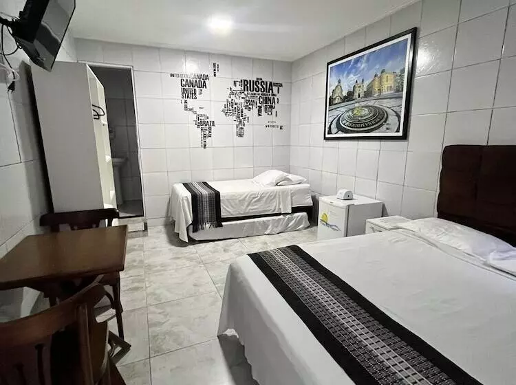 Economy Quadruple Room, Pousada Praia Boa Viagem