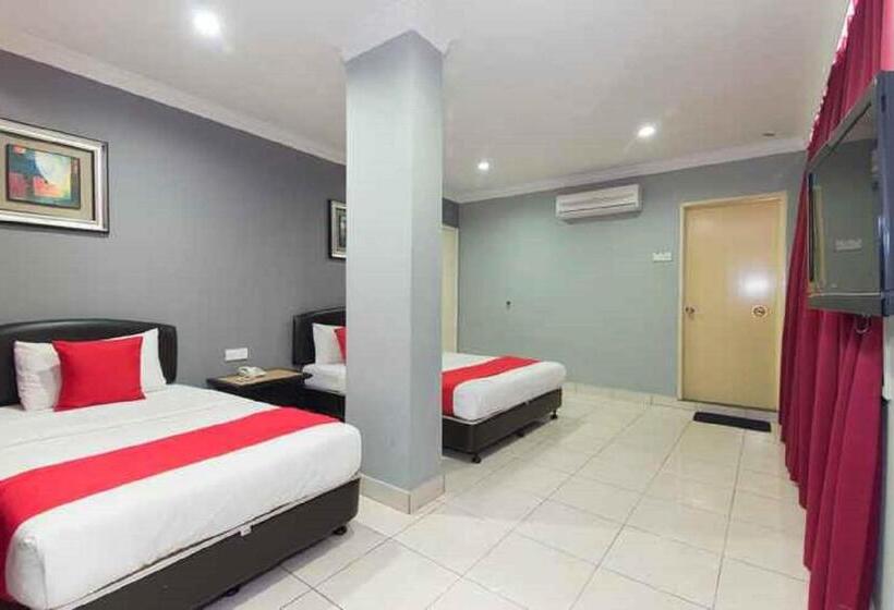 Трехместный Номер Deluxe, Puteri Ampang