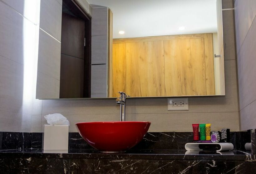 חדר סטנדרט מותאם לאדם עם מוגבלויות, Ramada By Wyndham Panama Via Argentina