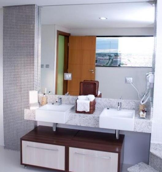 חדר סטנדרט לשלושה, Rapport