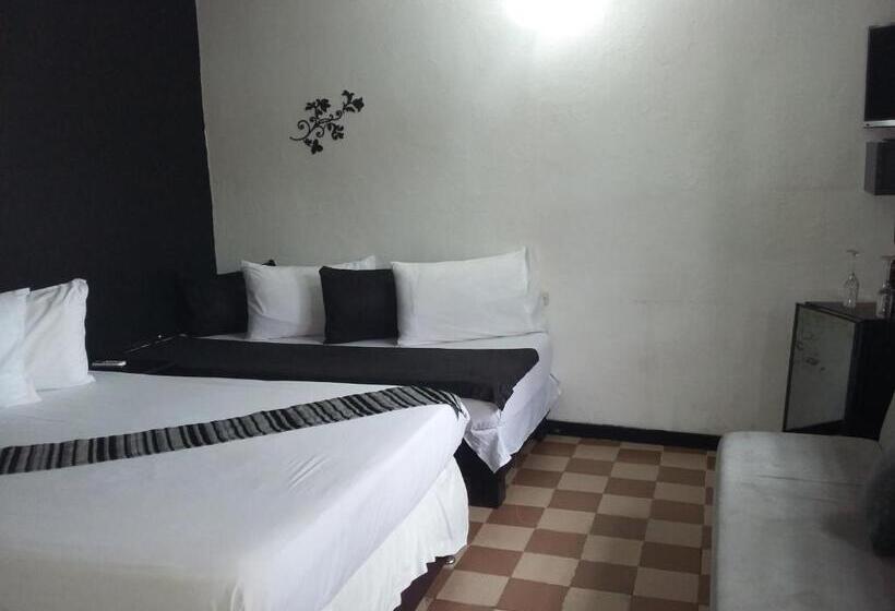 Номер Стандарт Трехместный, San Roque