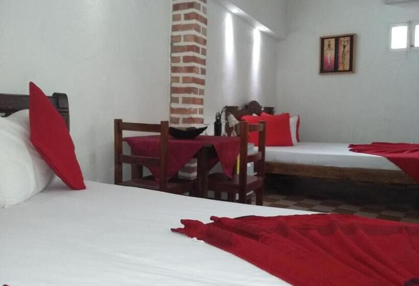 Номер Стандарт Трехместный, San Roque