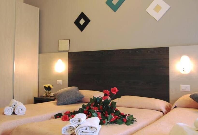 اتاق استاندارد سه نفره, Senyor