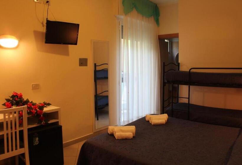 اتاق استاندارد چهار تخته, Senyor