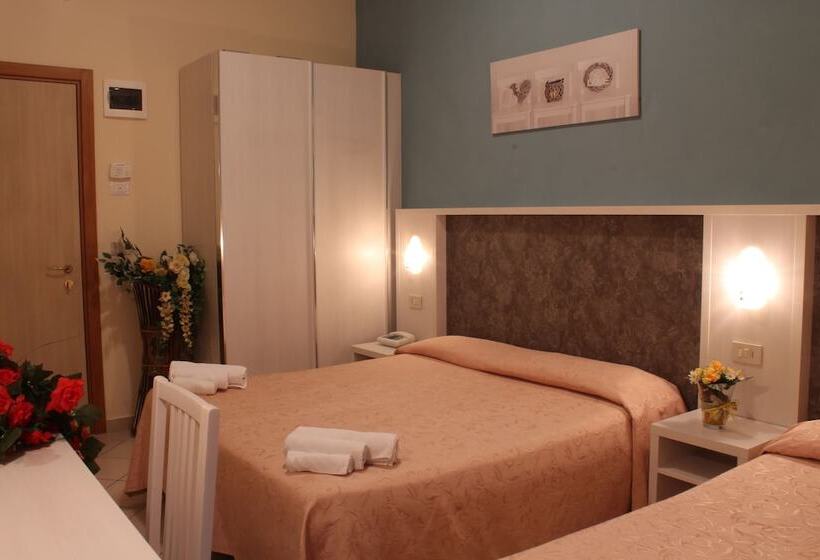 اتاق استاندارد سه نفره, Senyor