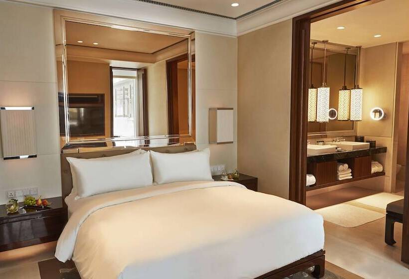 سوییت اجرایی, The Capitol Kempinski Hotel Singapore