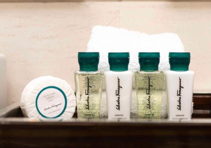 اتاق استاندارد با تخت بزرگ, The Capitol Kempinski Hotel Singapore