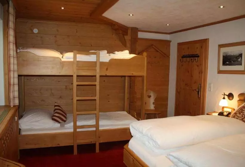 スタンダード４人部屋, Genusshotel Vermala Montafon
