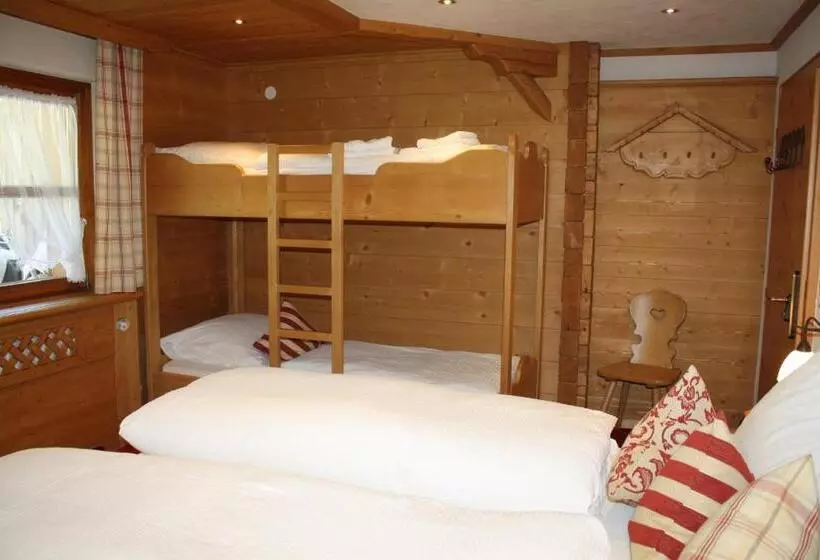スタンダード４人部屋, Genusshotel Vermala Montafon