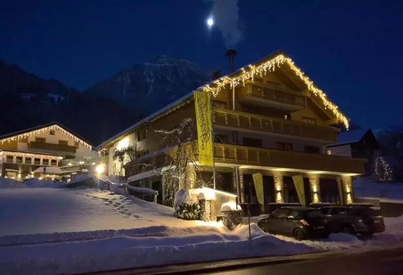 Comfort suite with terrace, Genusshotel Vermala Montafon