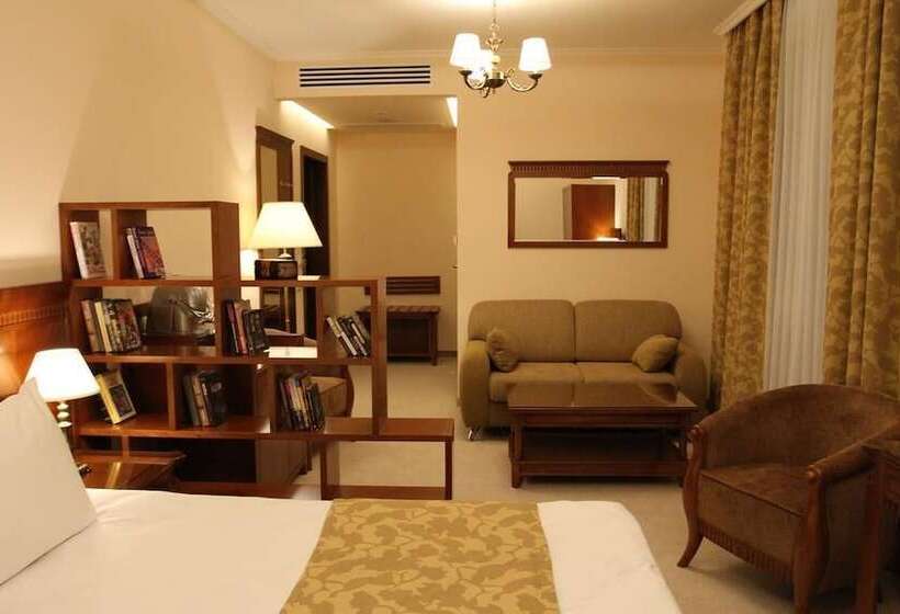 高级大房间, Weiler