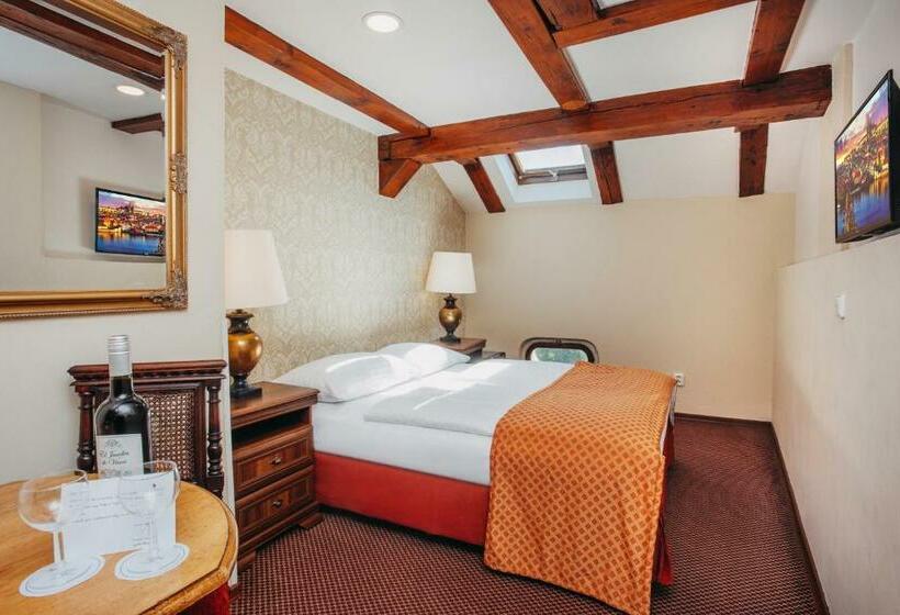 اتاق استاندارد یک نفره, Wenceslas Square Hotel   Czech Leading Hotels