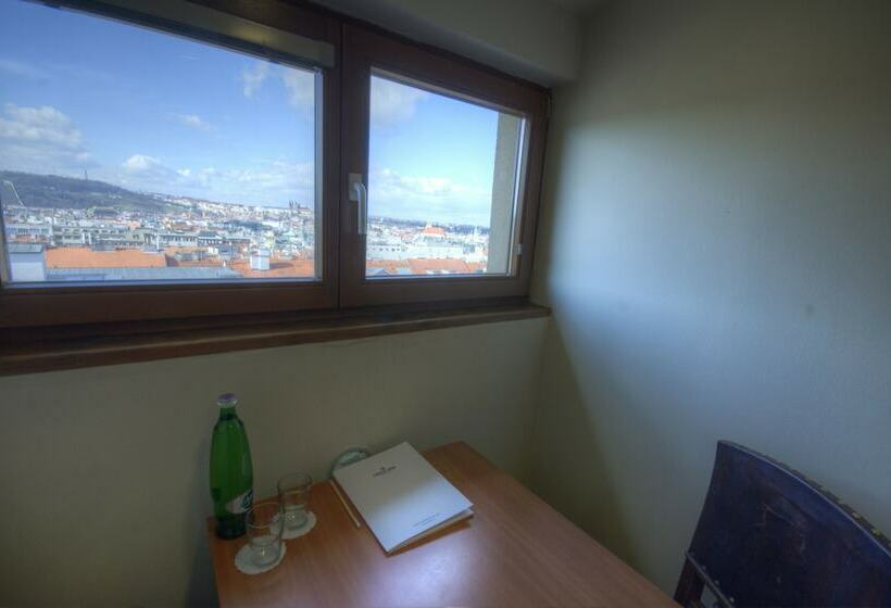 اتاق استاندارد یک نفره, Wenceslas Square Hotel   Czech Leading Hotels