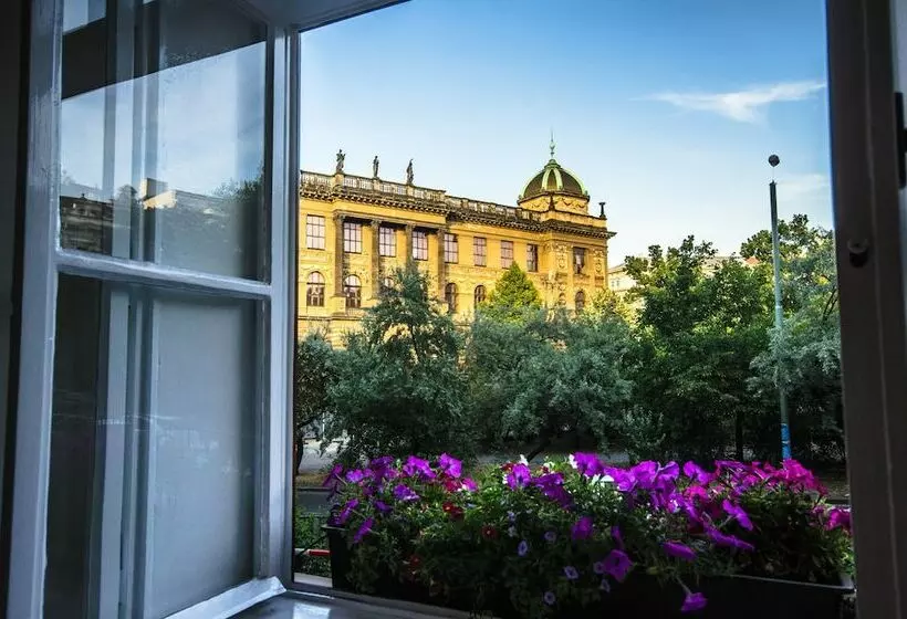 Standard Yhden Hengen Huone, Wenceslas Square Hotel Czech Leading Hotels