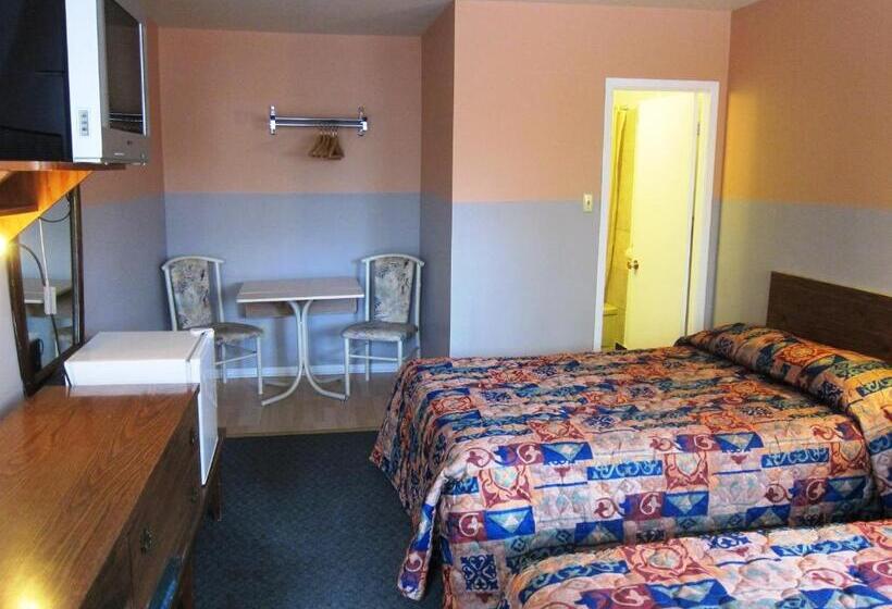２ダブルベッドのスタンダードルーム, Norfolk Motel