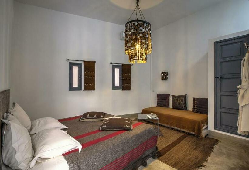 اتاق استاندارد, Riad Awa