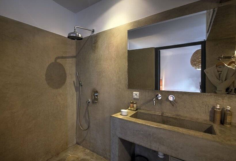 اتاق استاندارد, Riad Awa