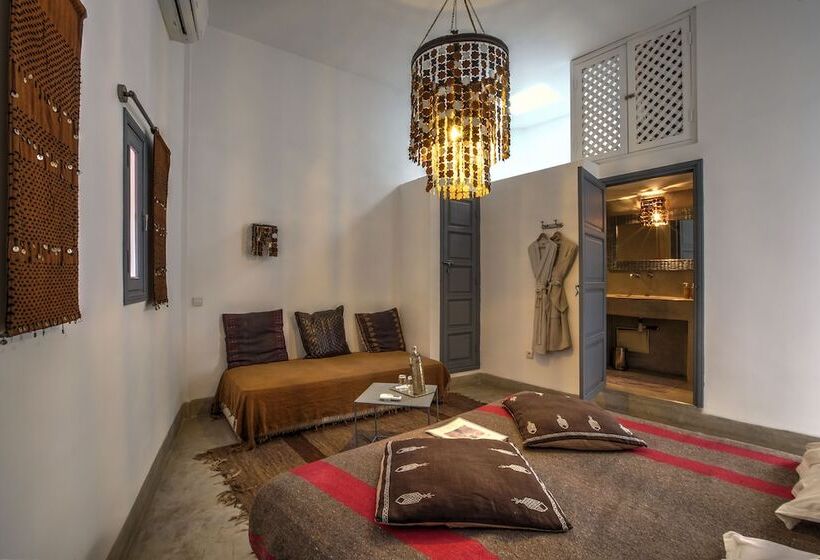 اتاق سوپریور, Riad Awa
