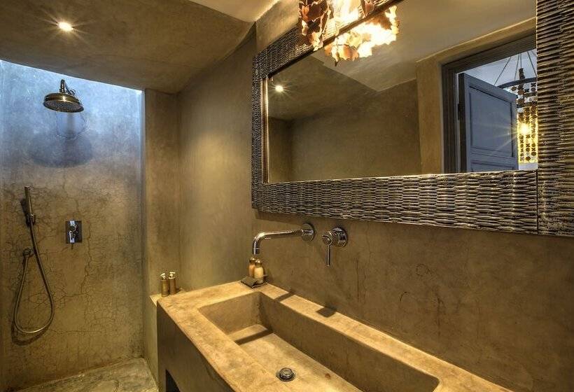 اتاق سوپریور, Riad Awa