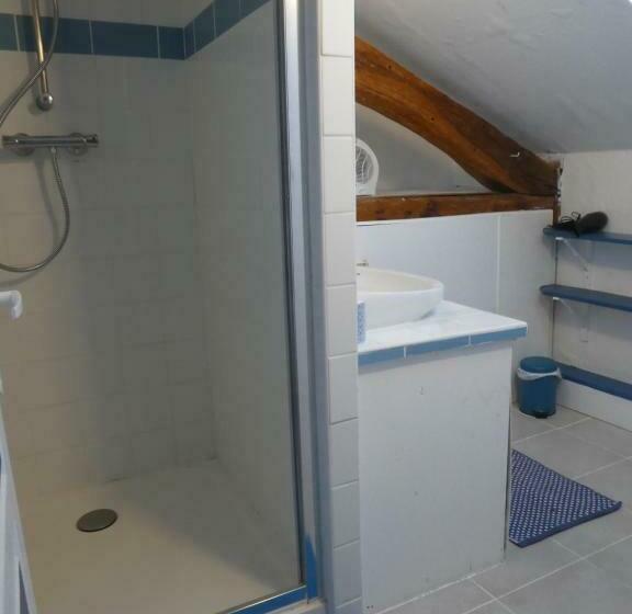 חדר משפחתי, Les Chambres Du Ladoux